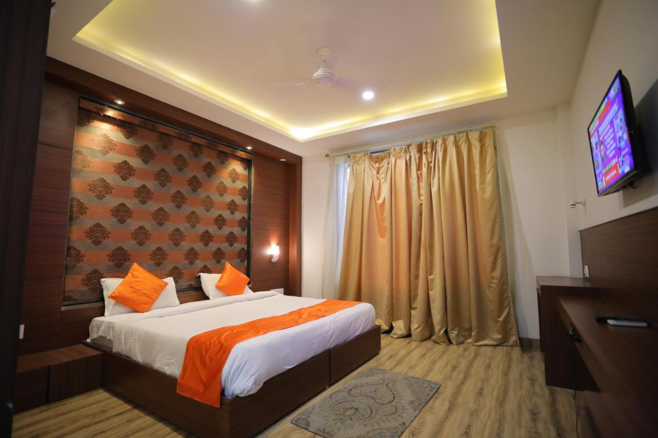 Hotel Marygold Агра Экстерьер фото